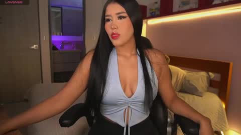 Loren Soler    Sophie Soler 19 years online show from 04/14/26, 03:40