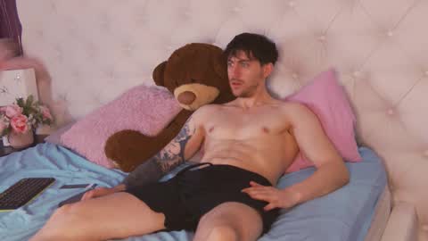 Martin online show from 03/26/26, 05:24