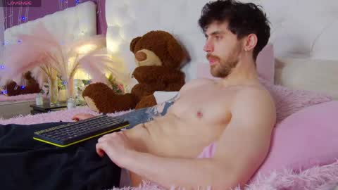 Martin online show from 04/15/26, 07:48