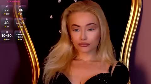 Snapshot of teasingjulianna chatting on 10/06/25, 02:47 teasingjulianna online show from 10/06/25, 02:47