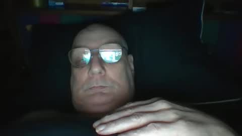 Mark online show from 12/18/25, 08:09