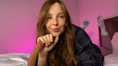 Mary     X TechnoElfff  INST    fansly kissmary online show from 04/12/26, 08:03