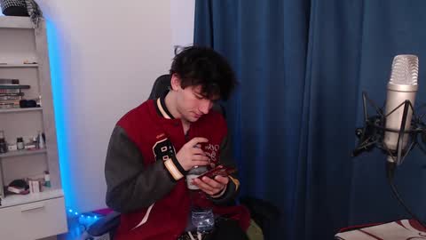 Teddy online show from 12/20/24, 06:56