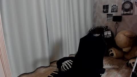 Teddy online show from 01/15/25, 01:34