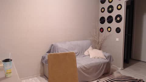 Teddy online show from 10/29/25, 06:48