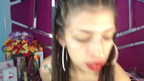 Tayloor online show from 01/14/25, 06:45