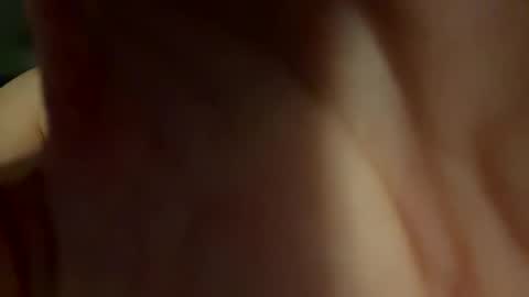 Snapshot of teejm chatting on 02/04/25, 04:48 Twizzler online show from 02/04/25, 04:48