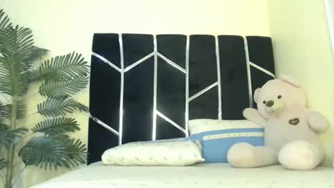 Kittie online show from 03/28/26, 04:06