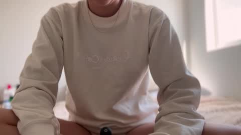 Amy No penetration Virgiin giirl online show from 11/12/25, 01:55