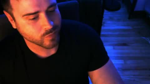 Snapshot of tehvillain chatting on 05/19/26, 01:56 tehvillain online show from 05/19/26, 01:56