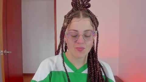 tekila__ online show from 12/21/25, 08:49