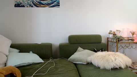 Telea Evans online show from 12/12/24, 03:54