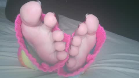 Viv West online show from 02/05/25, 08:11