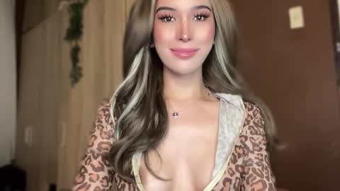 EVA GLASSCOTT online show from 03/11/25, 12:33