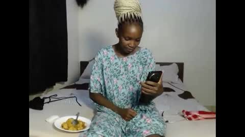 tempting_vibe online show from 04/15/26, 05:09