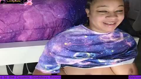 Snapshot of temptressbeauty24 chatting on 12/15/24, 06:18 Gaia online show from 12/15/24, 06:18