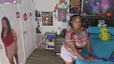 Snapshot of temptressbeauty24 chatting on 10/06/25, 03:15 Gaia online show from 10/06/25, 03:15