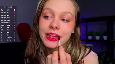 Snapshot of tender__beauty chatting on 06/10/26, 07:46 Hey Im Aneta online show from 06/10/26, 07:46