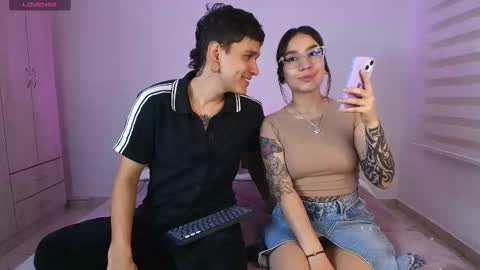 Snapshot of tender_dust chatting on 09/14/25, 12:21 tender_dust online show from 09/14/25, 12:21