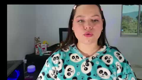 Snapshot of tenderfeet2306 chatting on 02/19/26, 07:21 tenderfeet online show from 02/19/26, 07:21