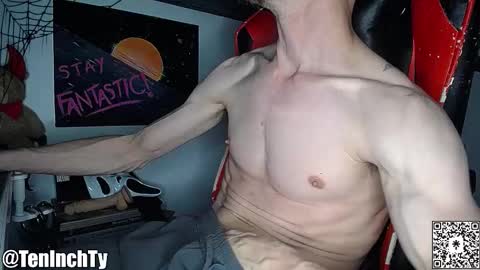 Ty online show from 10/28/25, 05:00