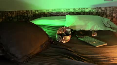 Teo online show from 01/29/25, 05:45