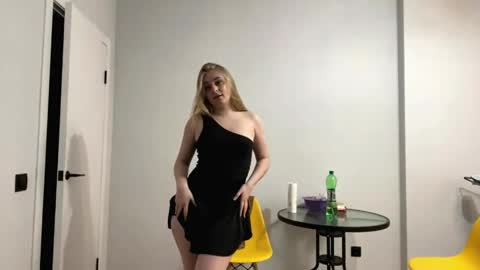 Mia or just MI online show from 05/21/26, 09:27