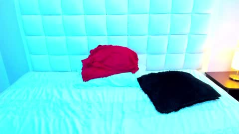 Teresa online show from 01/30/25, 02:58