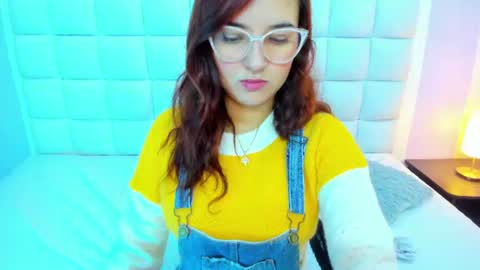 Snapshot of teresasroom_ chatting on 06/25/26, 02:32 Teresa online show from 06/25/26, 02:32
