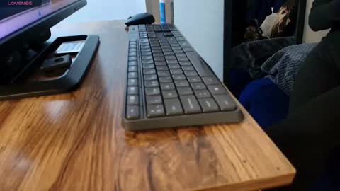 Terra Elowen online show from 12/04/25, 11:30