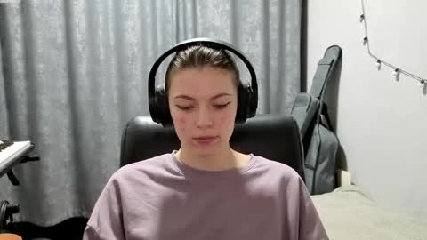 Anny Simpson online show from 05/07/26, 08:25