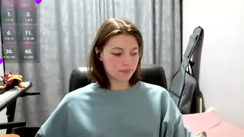 Anny Simpson online show from 06/17/26, 10:43