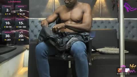 terranze_z online show from 02/11/26, 08:36