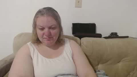 Snapshot of terriann111 chatting on 12/05/25, 01:14 terriann111 online show from 12/05/25, 01:14