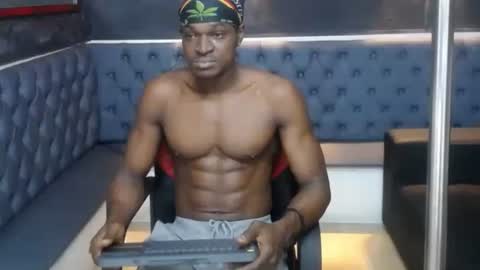 terry_zyzz online show from 04/04/26, 12:35