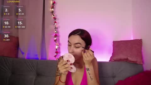 Tessa foxie      online show from 06/02/26, 12:29