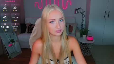 Snapshot of tessahamilton chatting on 07/01/26, 02:40 TessaHamilton online show from 07/01/26, 02:40