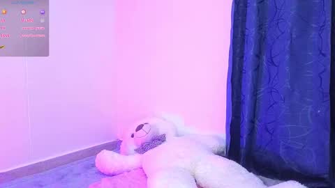 Snapshot of tessawhisnton chatting on 01/28/25, 04:19 Tessy online show from 01/28/25, 04:19