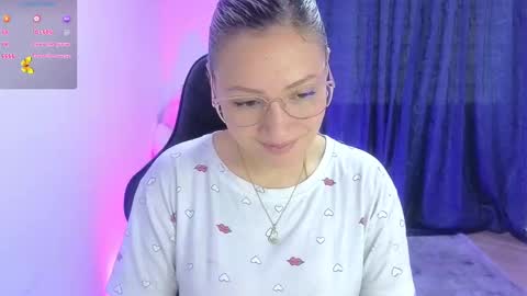 Snapshot of tessawhisnton chatting on 02/04/25, 01:59 Tessy online show from 02/04/25, 01:59