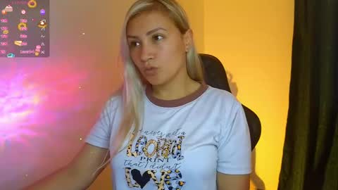 Snapshot of tessawhisnton chatting on 09/08/25, 03:44 Tessy online show from 09/08/25, 03:44