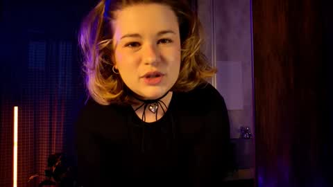 TESSA online show from 11/03/25, 10:49