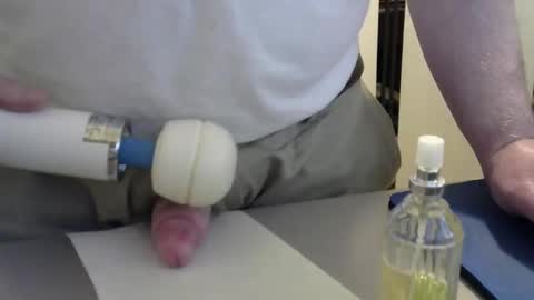 Snapshot of testechat chatting on 12/27/24, 02:25 Test the Chat online show from 12/27/24, 02:25