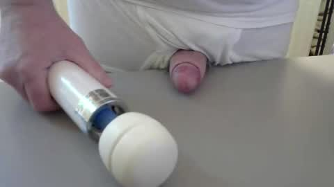 Test the Chat online show from 04/21/26, 06:55