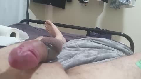 Snapshot of testqqqq chatting on 12/20/25, 02:29 x online show from 12/20/25, 02:29