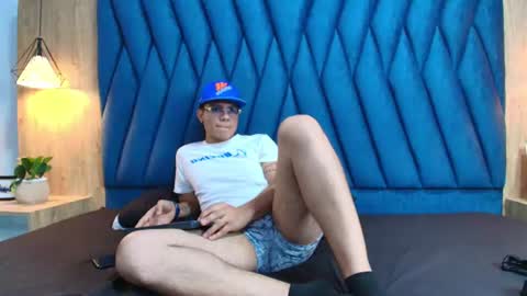tette_valentine online show from 08/01/26, 03:00