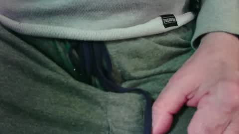 Snapshot of texan2020 chatting on 12/19/24, 11:03 texan2020 online show from 12/19/24, 11:03