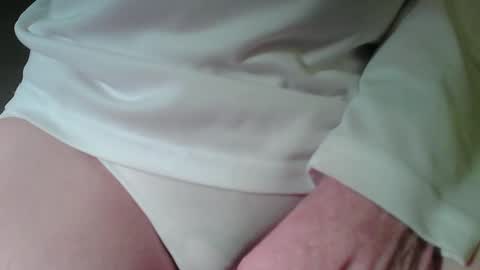 Snapshot of texan2020 chatting on 01/10/25, 02:34 texan2020 online show from 01/10/25, 02:34