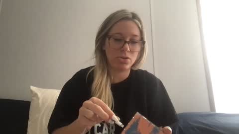 Snapshot of texas_blonde chatting on 09/12/25, 05:46 Daphne Summers online show from 09/12/25, 05:46