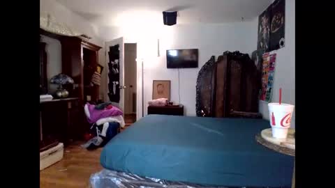 texascummmshow online show from 03/25/26, 09:54