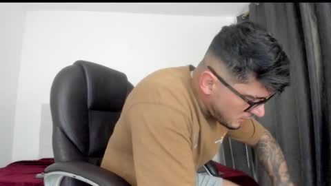 teylor creed online show from 11/15/25, 06:04